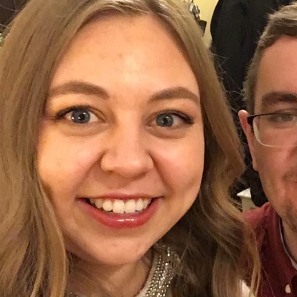 Meet your Posher, Katherine - Picture 1 of 1